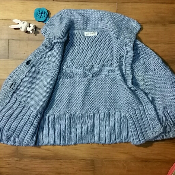 Little girls cape - Picture 4 of 4