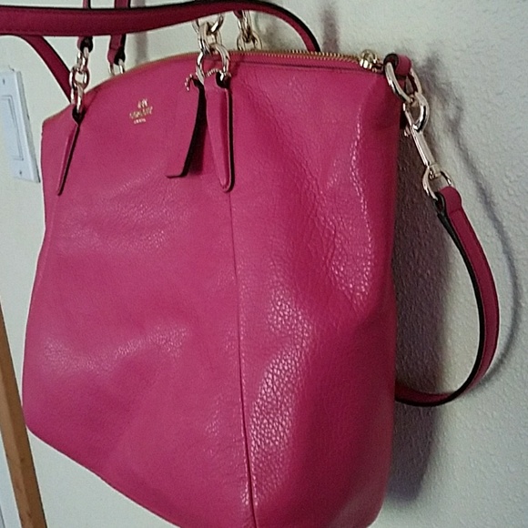 Coach pink purse - Picture 3 of 7