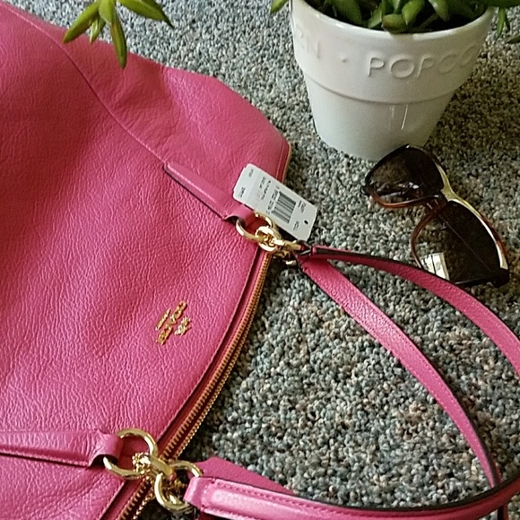 Coach pink purse - Picture 4 of 7