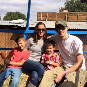 Meet your Posher, Leslie