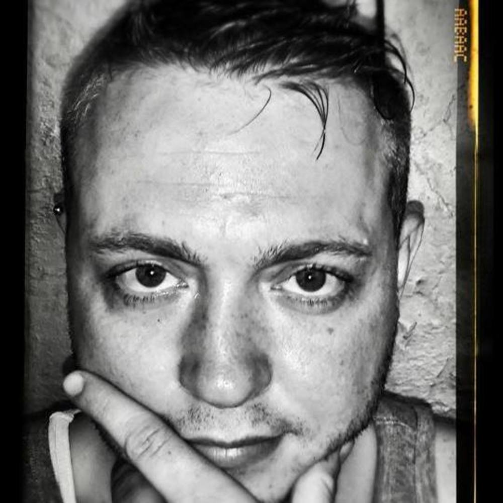 Meet your Posher, Charles