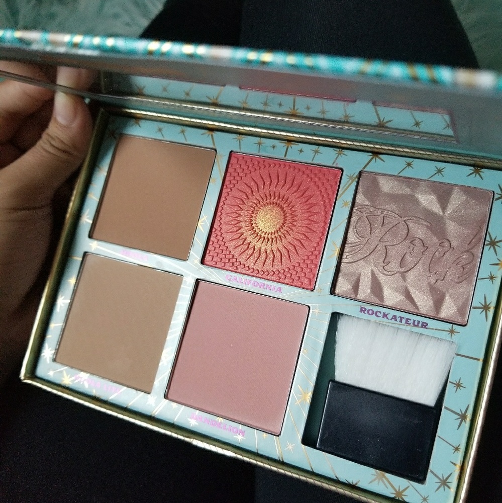 Benefit Cheek Parade Palette