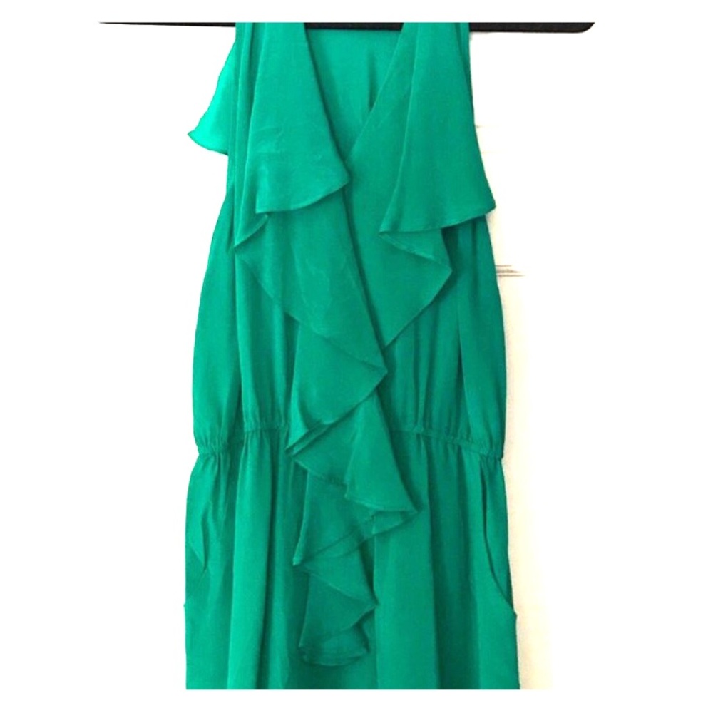 Perfect summer dress Greylin Kelly green dress