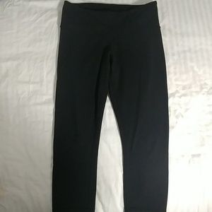 Lululemon Wunder Under Size 6