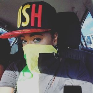 Meet your Posher, Marie