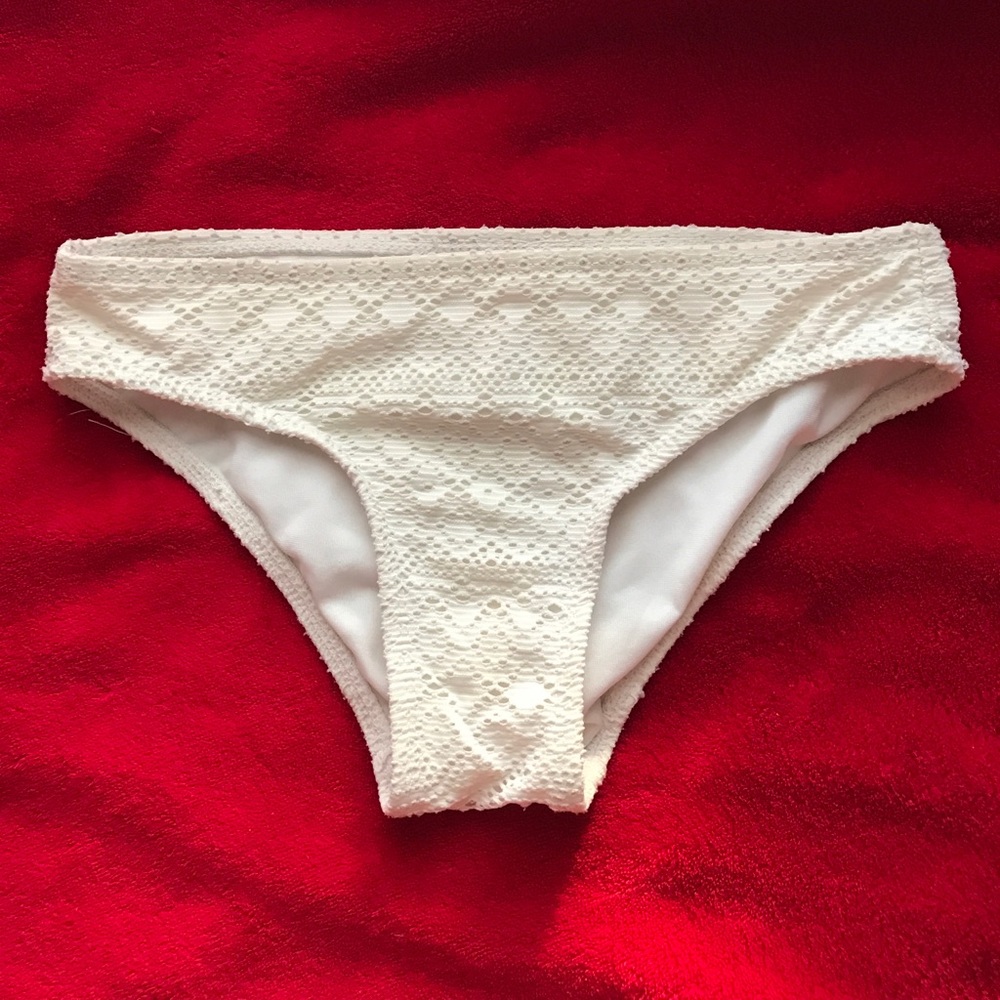 White textured bikini bottom
