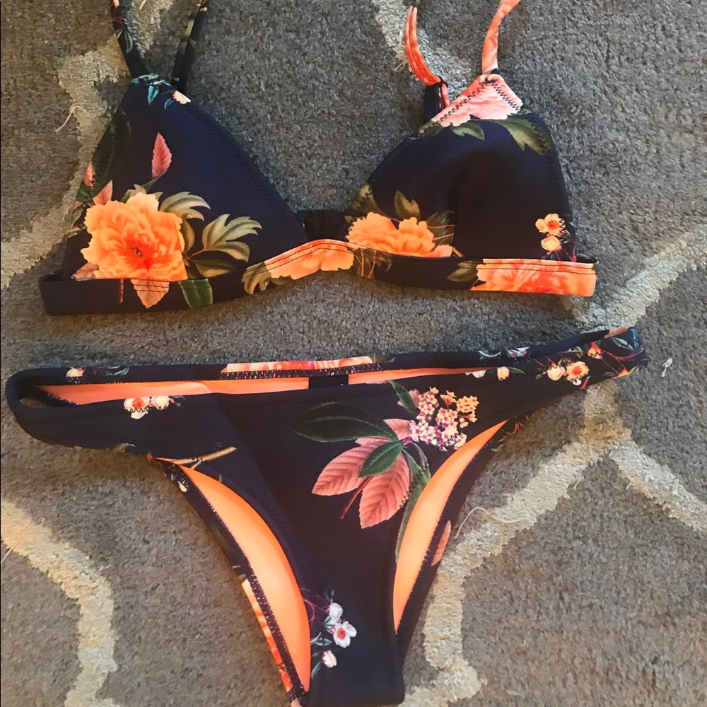 Trangl Swim