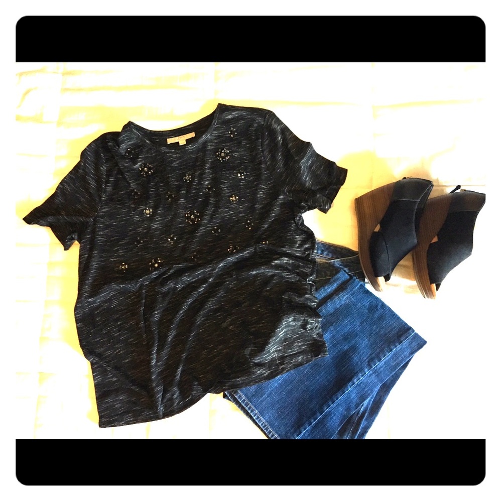 Rhinestone-embellished tee is cute + comfy