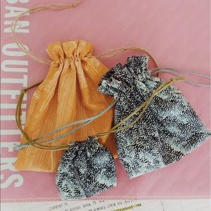 urban outfitters inspired pouches