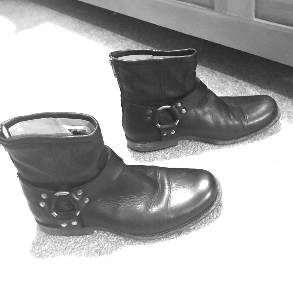 Frye Phillip Harness Short Boot