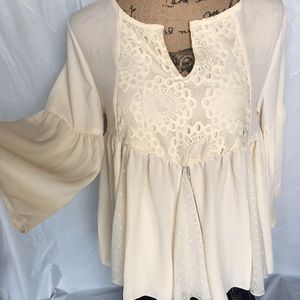 Boutique cream colored blouse