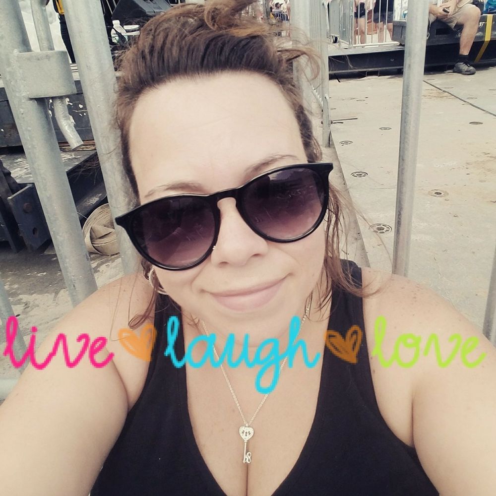 Meet your Posher, Michele