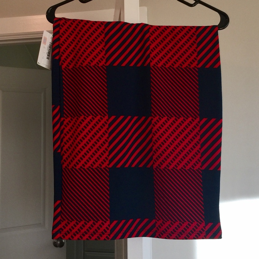 LuLaRoe Cassie Plaid Pencil Skirt size XS NWT