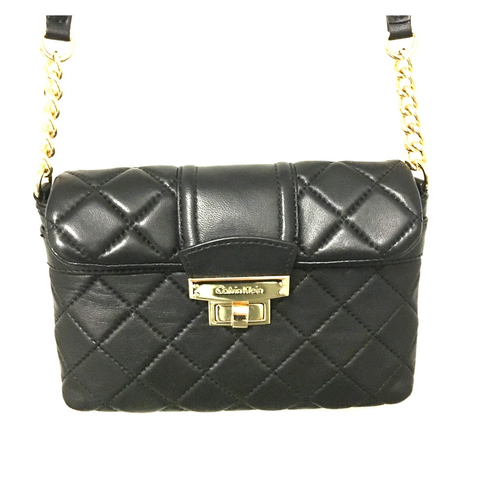 CALVIN KLEIN Quilted Crossbody Bag in Black