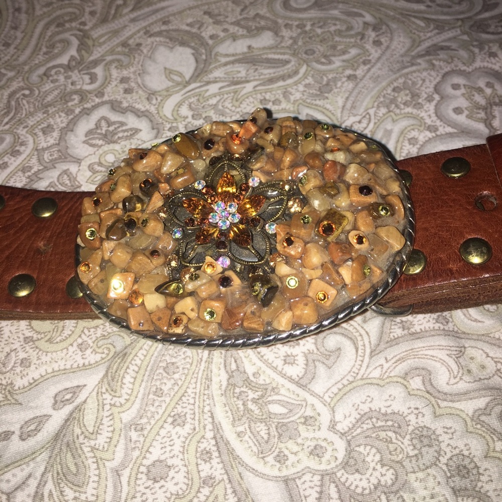 Leather belt with stones