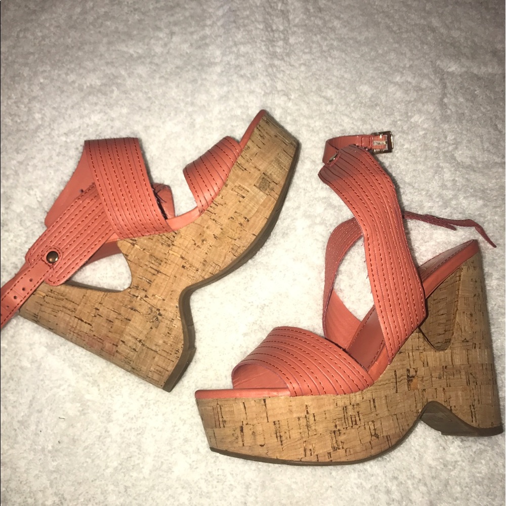 Fergie Wedges