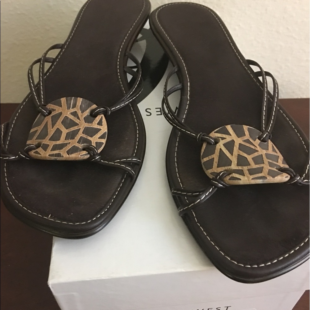 Cute Nine West Flats!