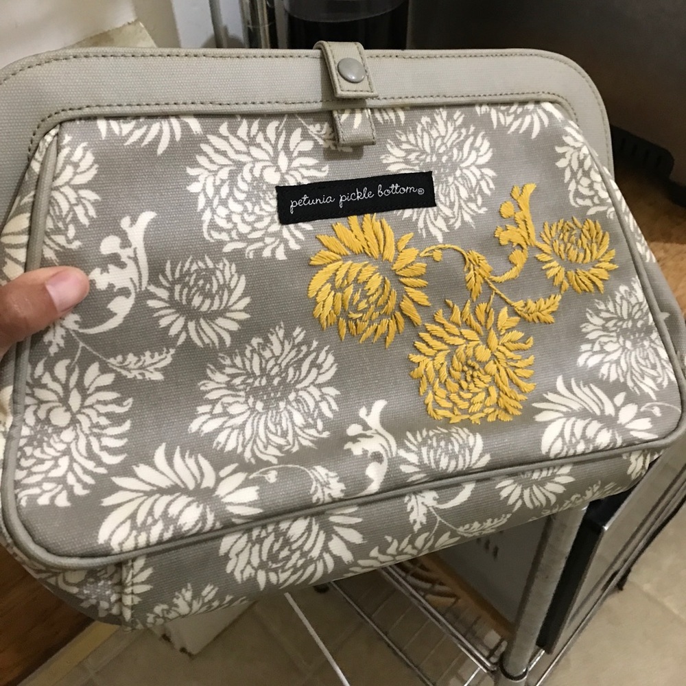 Diaper bag clutch
