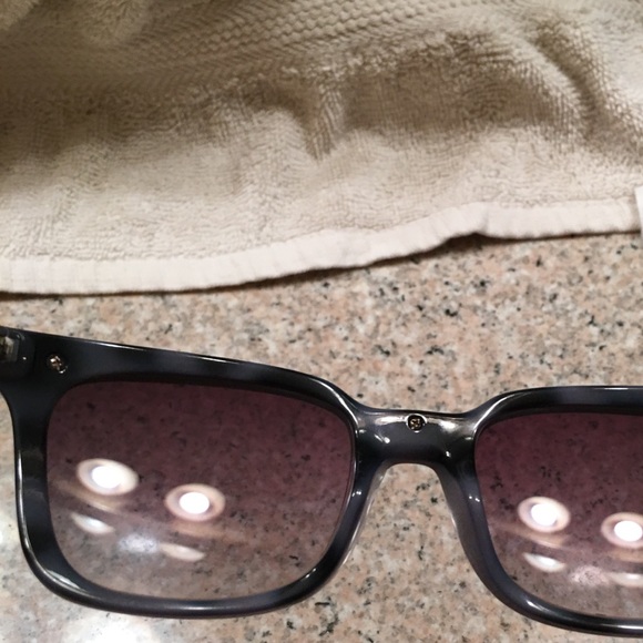 Stella McCartney ? authentic main image 7