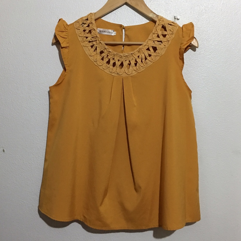Crop top - Picture 2 of 4