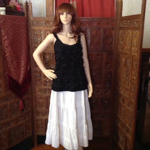 Unique Express sleeveless ruffled blouse, size Lg - Picture 3 of 8