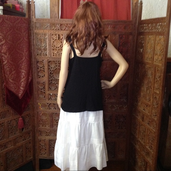 Unique Express sleeveless ruffled blouse, size Lg - Picture 8 of 8