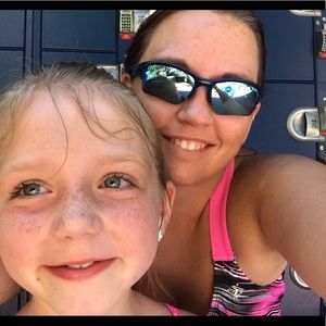 Meet your Posher, Shawna