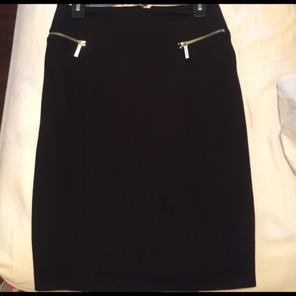 Michael Kors Pencil Skirt with zipper detail