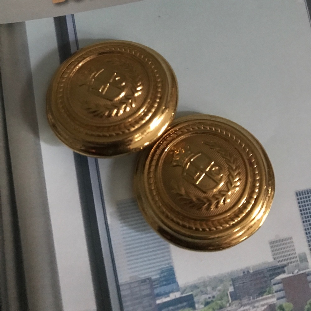 🆕Listing❗️Liz Claiborne Earrings Gold  Rare Glam!