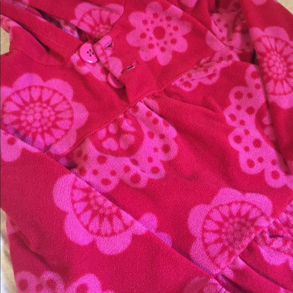 Carter's Pullover - Picture 2 of 3