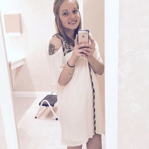 Meet your Posher, Chelsie