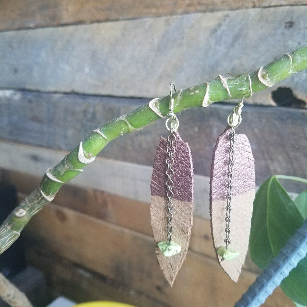 Leather earring brown leather with accents