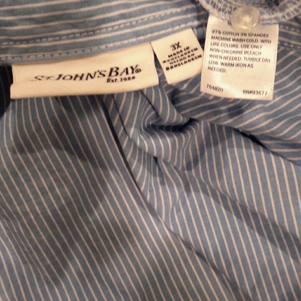Button down shirt - Picture 3 of 3