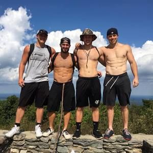 Meet your Posher, Daiton