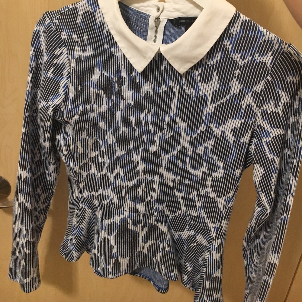 Bcbg Maxazria casual long sleeve top