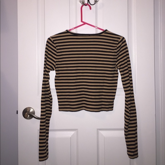 Crop Top Bundle🎉 - Picture 4 of 7