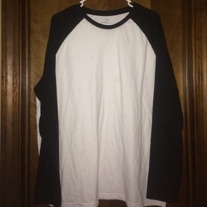 Baseball tee