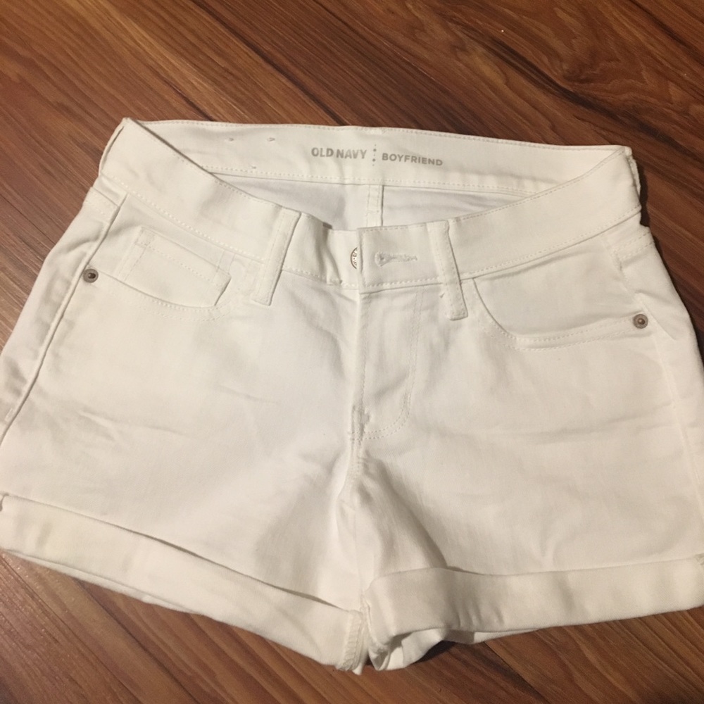 Size 0 regular boyfriend shorts