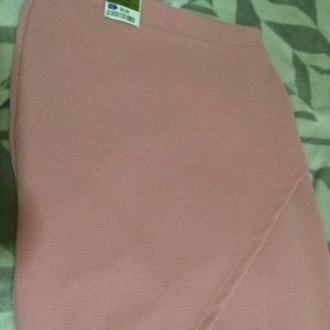 Beautiful Barbie pink pencil skirt 👑💕