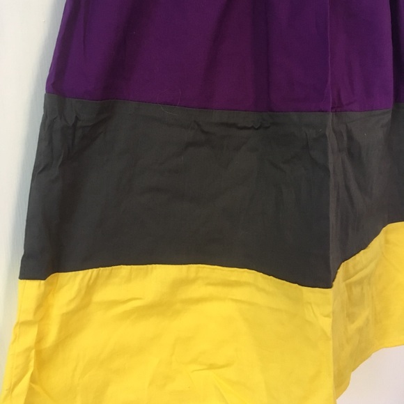 Color-block Dress - Picture 2 of 5