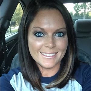 Meet your Posher, Whitney