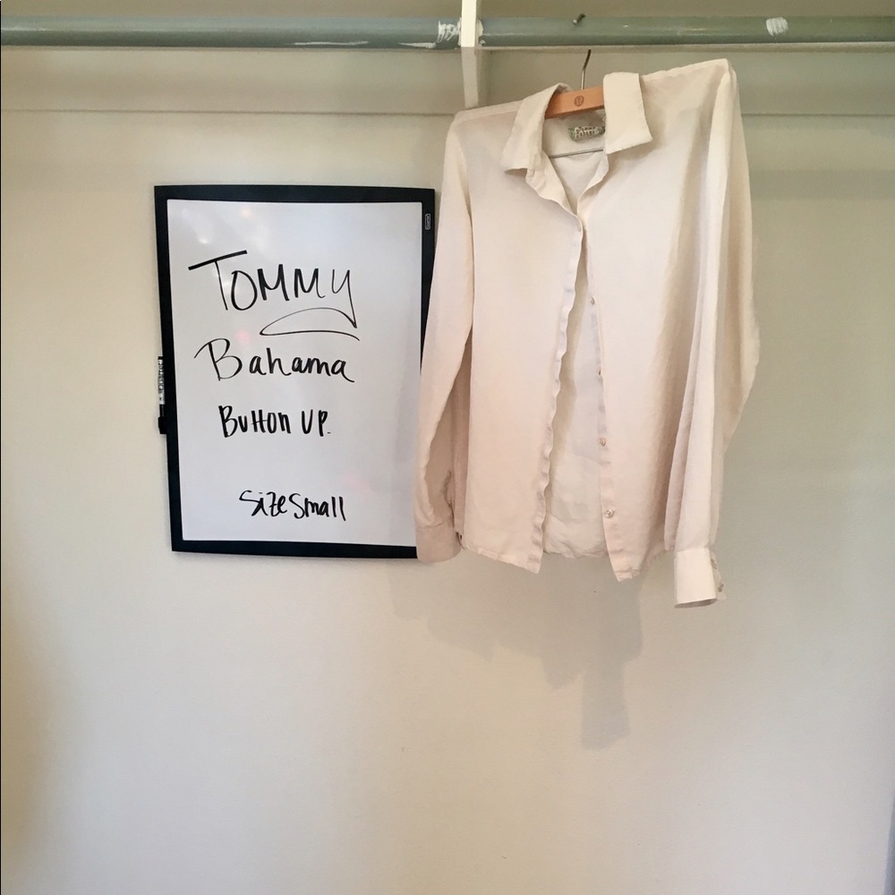 Tommy Bahama Button Up