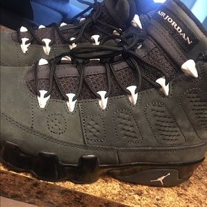 Air Jordan 9 - 'Anthracite'