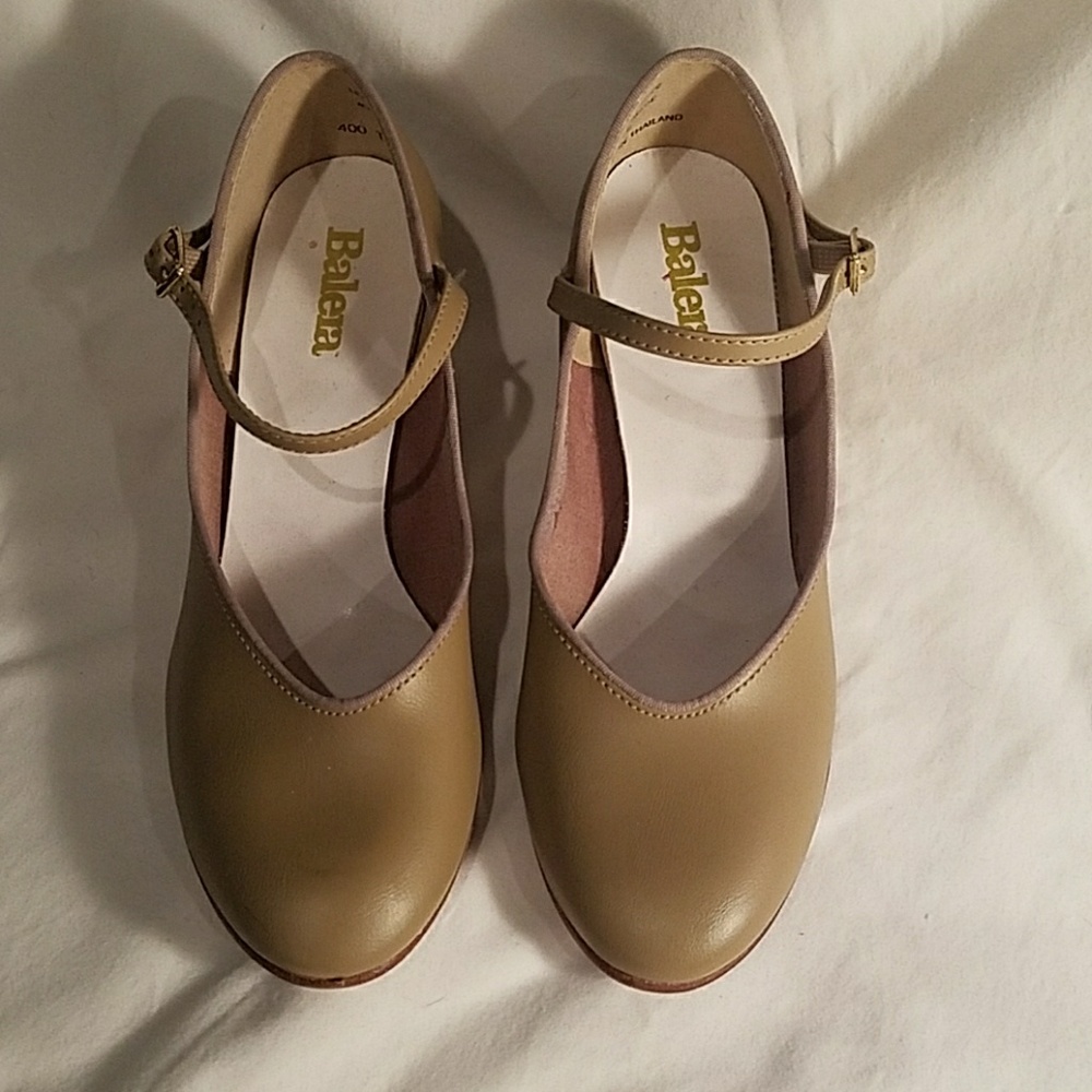 Tan dress dance shoes Mary Janes sz 7