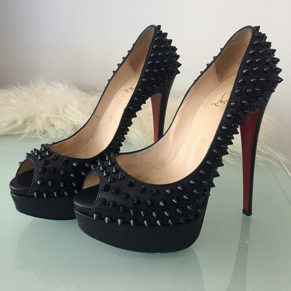 ‼️SOLD ‼️Christian Louboutin lady peep spikes 38.5