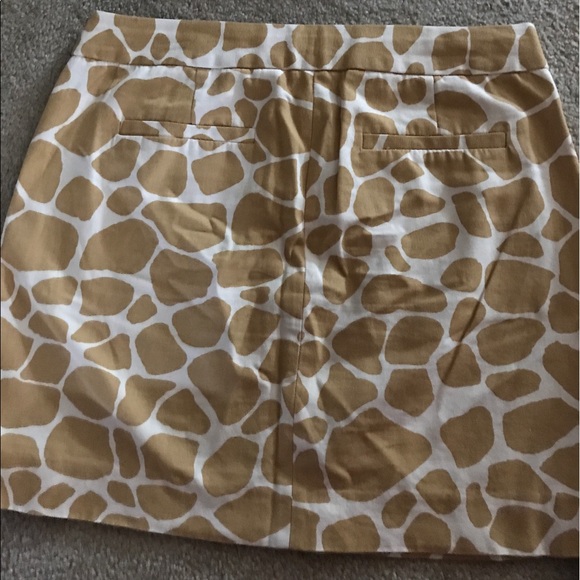 J crew giraffe patterned skirt - Picture 2 of 2