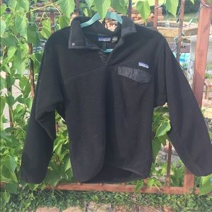 Black XS Patagonia Sweater