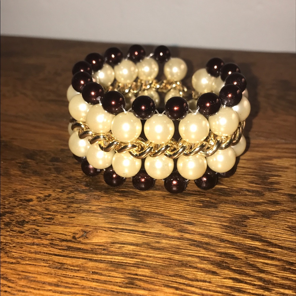 Pearl bracelet