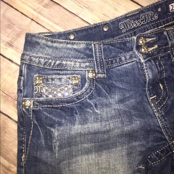 Miss Me shorts size 27 - Picture 4 of 5