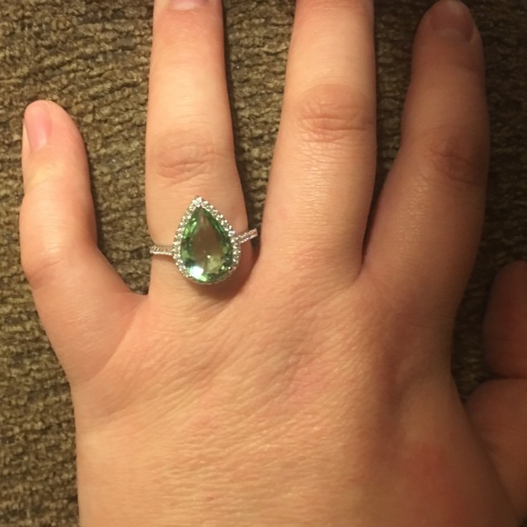 GRANNY PEAR - Picture 6 of 7